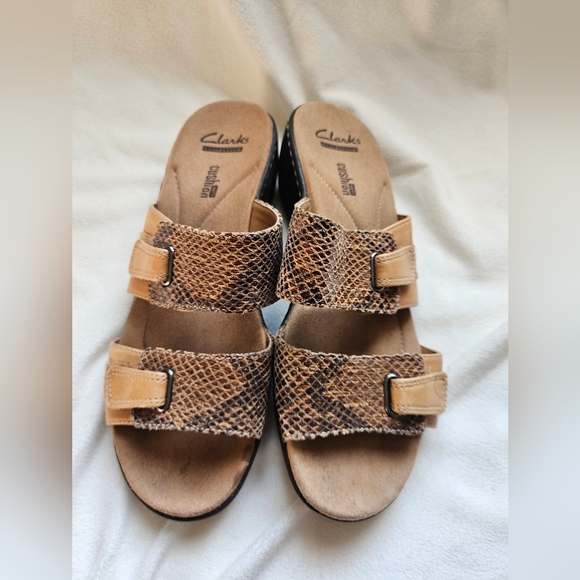 Clark's Sandals - Picture 1 of 5